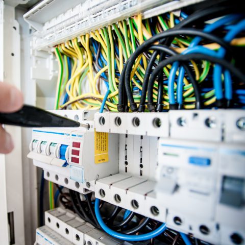 ELECTRICITE INDUSTRIELLE